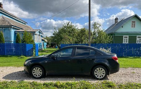 Chevrolet Cruze II, 2011 год, 650 000 рублей, 3 фотография