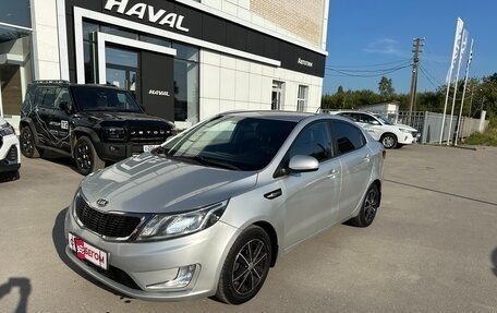 KIA Rio III рестайлинг, 2012 год, 785 000 рублей, 10 фотография