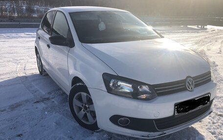 Volkswagen Polo VI (EU Market), 2010 год, 760 000 рублей, 2 фотография