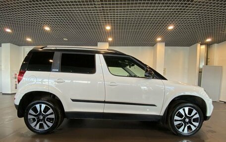 Skoda Yeti I рестайлинг, 2015 год, 1 680 000 рублей, 2 фотография