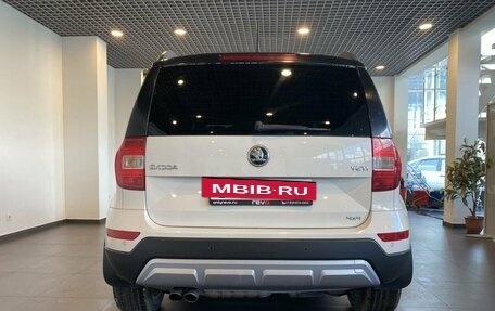 Skoda Yeti I рестайлинг, 2015 год, 1 680 000 рублей, 4 фотография