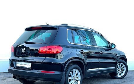 Volkswagen Tiguan I, 2013 год, 1 495 300 рублей, 2 фотография