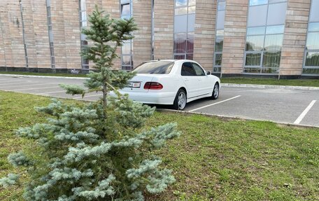 Mercedes-Benz E-Класс, 2000 год, 650 000 рублей, 10 фотография