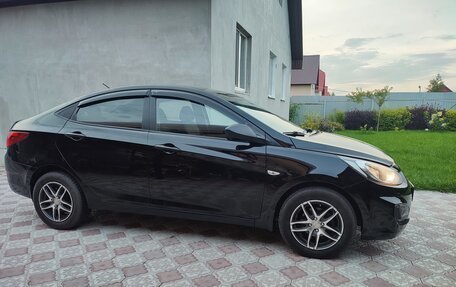 Hyundai Solaris II рестайлинг, 2013 год, 655 000 рублей, 14 фотография