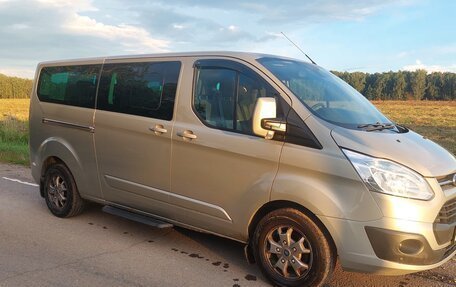 Ford Tourneo Custom I рестайлинг, 2014 год, 1 900 000 рублей, 1 фотография