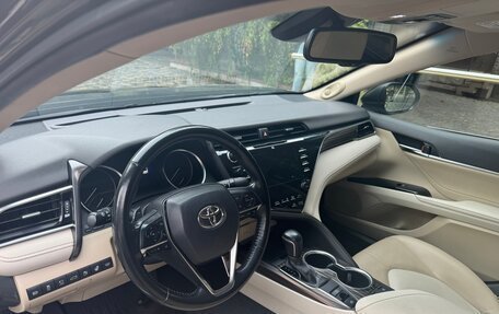 Toyota Camry, 2018 год, 3 115 000 рублей, 6 фотография