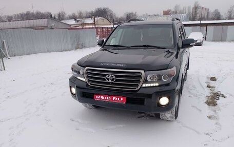 Toyota Land Cruiser 200, 2015 год, 3 550 000 рублей, 1 фотография