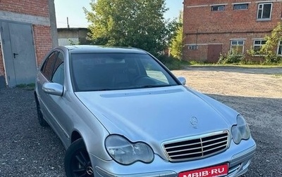 Mercedes-Benz C-Класс, 2000 год, 585 000 рублей, 1 фотография