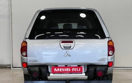 Mitsubishi L200 IV рестайлинг, 2011 год, 1 345 000 рублей, 7 фотография