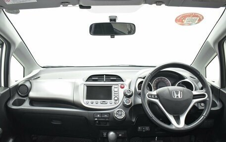 Honda Fit III, 2010 год, 999 995 рублей, 8 фотография