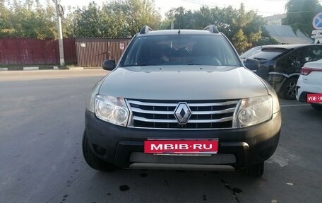 Renault Duster I рестайлинг, 2013 год, 800 000 рублей, 1 фотография