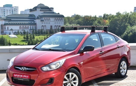 Hyundai Solaris II рестайлинг, 2012 год, 900 000 рублей, 1 фотография