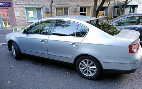 Volkswagen Passat B6, 2006 год, 550 000 рублей, 19 фотография