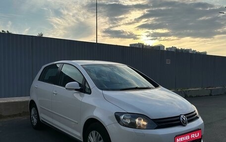 Volkswagen Golf Plus II, 2011 год, 1 299 999 рублей, 1 фотография