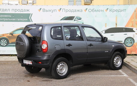 Chevrolet Niva I рестайлинг, 2015 год, 730 000 рублей, 17 фотография