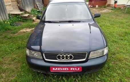 Audi A4, 1996 год, 250 000 рублей, 3 фотография