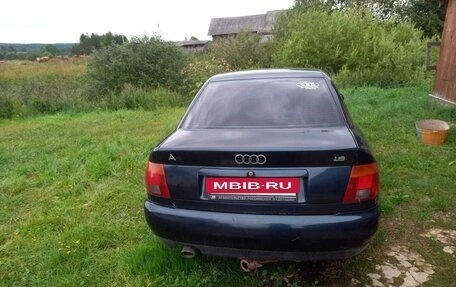 Audi A4, 1996 год, 250 000 рублей, 4 фотография