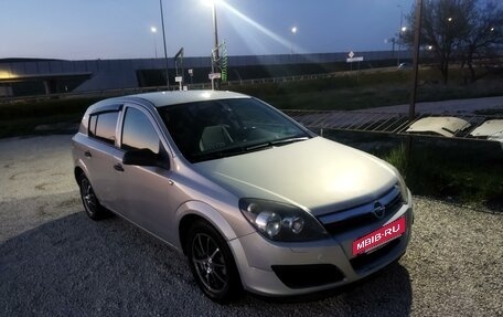 Opel Astra H, 2004 год, 420 000 рублей, 2 фотография