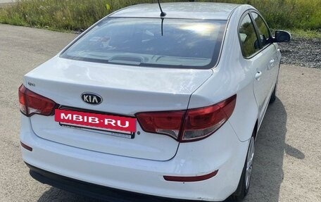 KIA Rio III рестайлинг, 2016 год, 1 100 000 рублей, 4 фотография