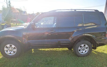 Mitsubishi Pajero III рестайлинг, 2001 год, 755 000 рублей, 4 фотография