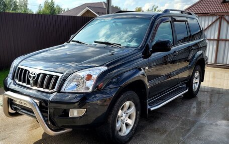 Toyota Land Cruiser Prado 120 рестайлинг, 2006 год, 2 330 000 рублей, 1 фотография