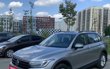 Volkswagen Tiguan II, 2022 год, 3 490 000 рублей, 1 фотография