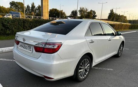 Toyota Camry, 2017 год, 2 500 000 рублей, 4 фотография