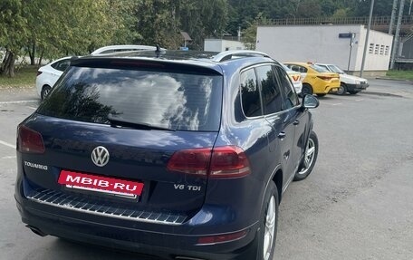 Volkswagen Touareg III, 2011 год, 2 400 000 рублей, 5 фотография