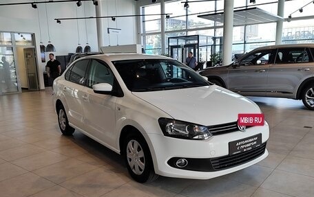 Volkswagen Polo VI (EU Market), 2013 год, 895 000 рублей, 7 фотография