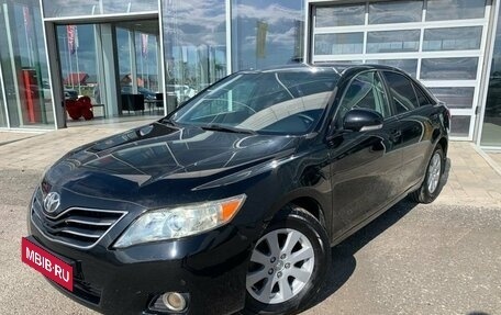 Toyota Camry, 2011 год, 1 250 000 рублей, 1 фотография