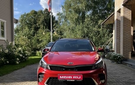 KIA Rio IV, 2021 год, 1 950 000 рублей, 1 фотография