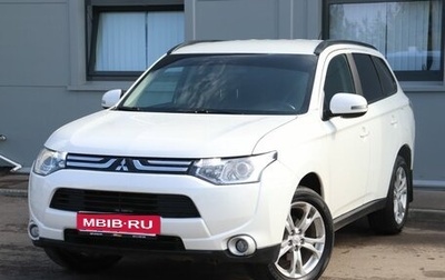 Mitsubishi Outlander III рестайлинг 3, 2012 год, 1 299 000 рублей, 1 фотография