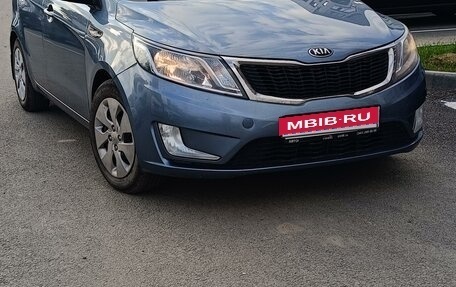 KIA Rio III рестайлинг, 2013 год, 990 000 рублей, 1 фотография