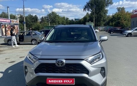 Toyota RAV4, 2018 год, 3 700 000 рублей, 1 фотография