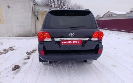 Toyota Land Cruiser 200, 2015 год, 3 550 000 рублей, 8 фотография