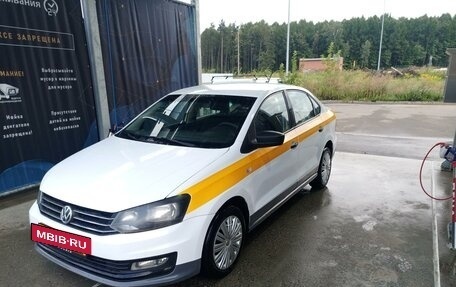 Volkswagen Polo VI (EU Market), 2017 год, 580 000 рублей, 3 фотография