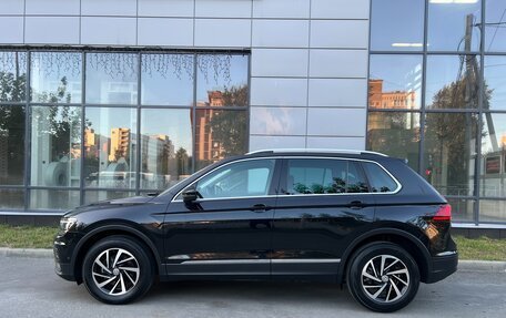 Volkswagen Tiguan II, 2018 год, 2 780 000 рублей, 5 фотография