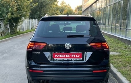 Volkswagen Tiguan II, 2018 год, 2 780 000 рублей, 7 фотография