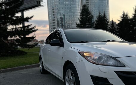 Mazda 3, 2010 год, 999 999 рублей, 1 фотография