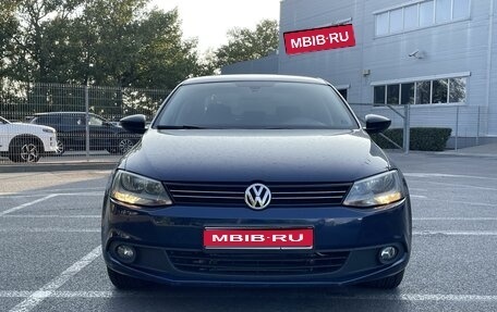 Volkswagen Jetta VI, 2012 год, 1 299 000 рублей, 1 фотография