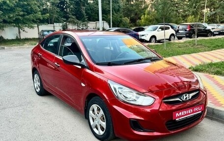 Hyundai Solaris II рестайлинг, 2011 год, 790 000 рублей, 5 фотография