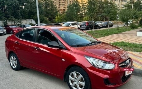 Hyundai Solaris II рестайлинг, 2011 год, 790 000 рублей, 11 фотография