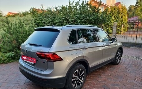 Volkswagen Tiguan II, 2019 год, 3 380 000 рублей, 4 фотография