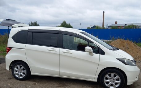 Honda Freed I, 2011 год, 1 150 000 рублей, 3 фотография