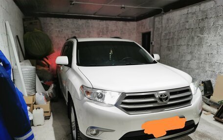 Toyota Highlander III, 2012 год, 3 000 000 рублей, 3 фотография