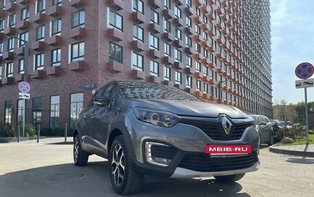 Renault Kaptur I рестайлинг, 2019 год, 1 720 000 рублей, 4 фотография