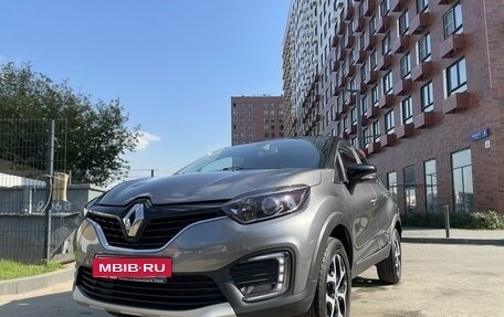 Renault Kaptur I рестайлинг, 2019 год, 1 720 000 рублей, 3 фотография