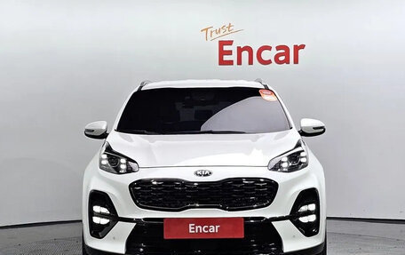 KIA Sportage IV рестайлинг, 2019 год, 1 800 555 рублей, 3 фотография