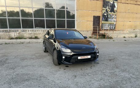 KIA Rio IV, 2018 год, 1 650 000 рублей, 3 фотография