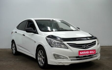 Hyundai Solaris II рестайлинг, 2015 год, 665 000 рублей, 3 фотография